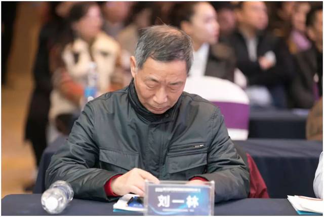 聂韵 中国智慧城市联盟秘书长 吴丰 湖北省安全技术防范行业协会秘书