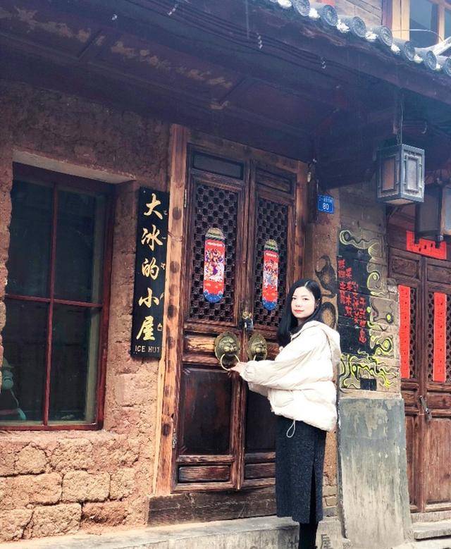 带着小姐姐"私奔"的路上,网友:画面太美不敢直视