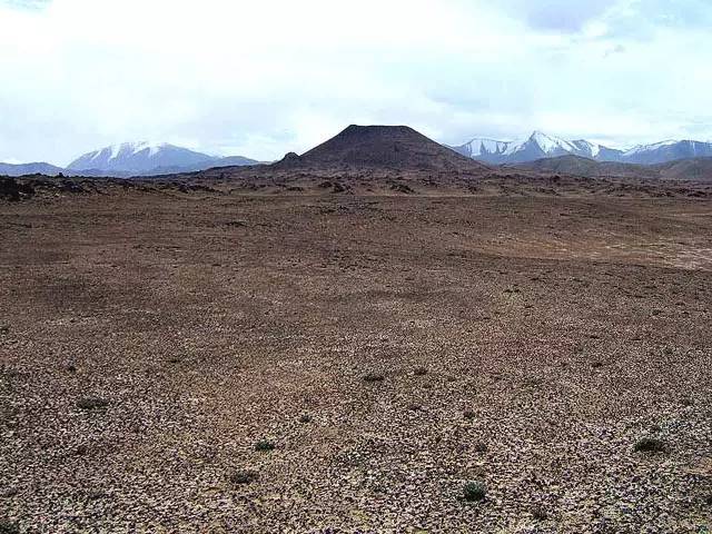 新疆阿什库勒火山群