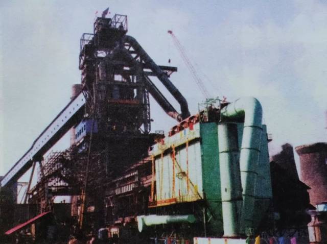 此次改造,高炉炉容从原来的2000立方米扩容到2600立方米.