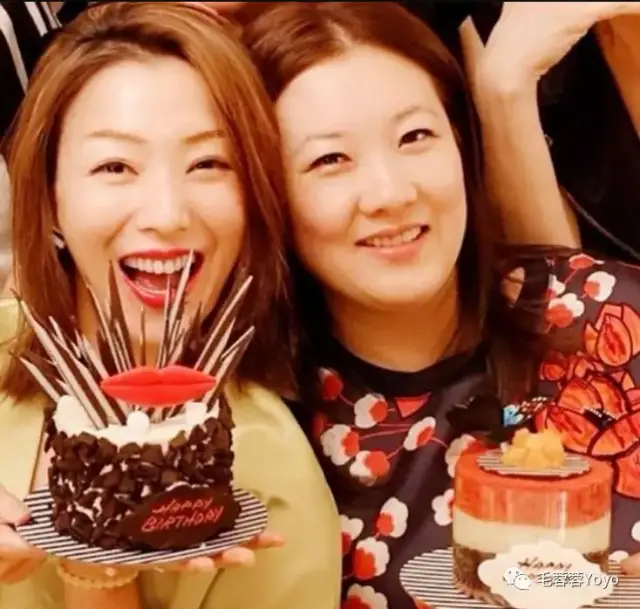 伏明霞惊爆离婚 当年和梁锦松交往时男方未离婚 男方也和陈慧珊发