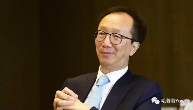 伏明霞惊爆离婚 当年和梁锦松交往时男方未离婚 男方也和陈慧珊发