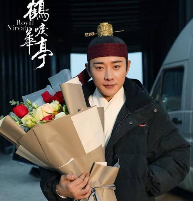 罗晋合作郑业成金瀚新戏杀青,宣布:他来了,明年他也要