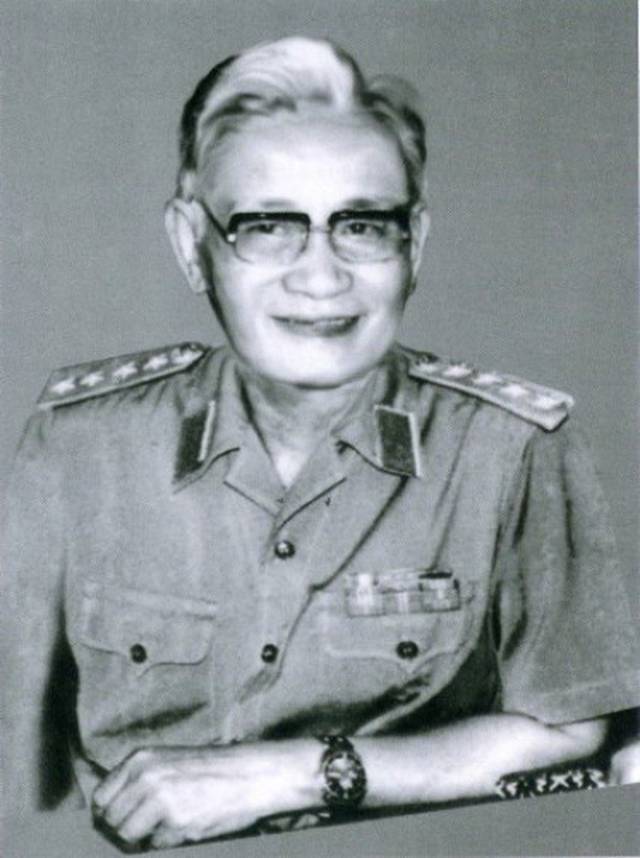 越南最高军衔是大将而不是元帅,建军70年只有14人当上大将