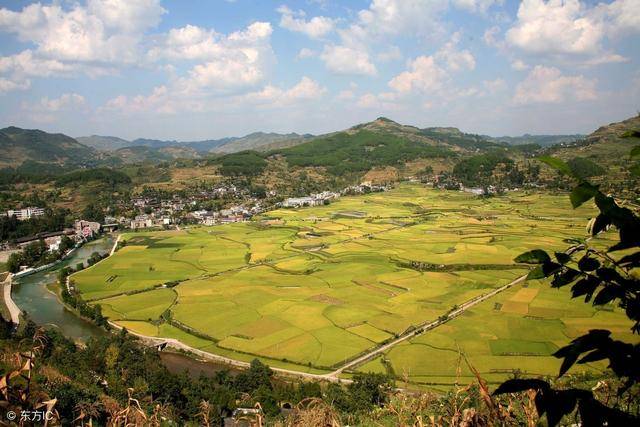 4-1激活乡村旅游资源—南江大峡谷,十里画廊景区跨越开阳县南江布依