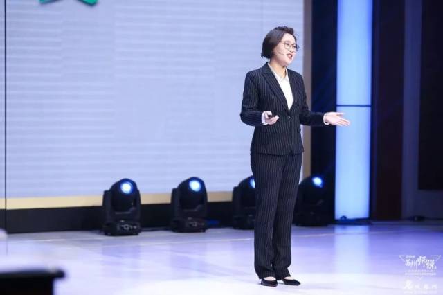 最美！全苏州都在疯传这12位老师！只因...