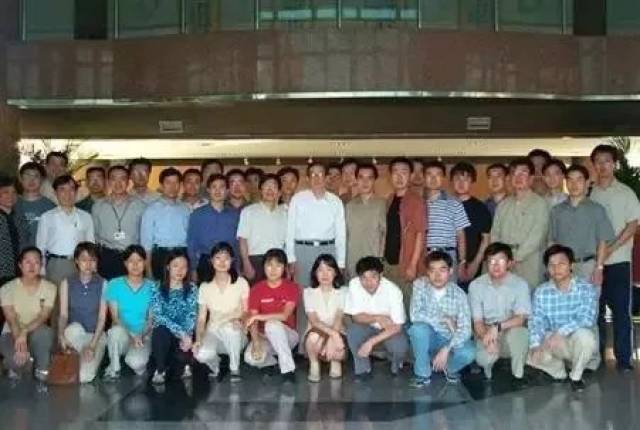 他的故事入选初中语文课本,还记得北大的王选吗?