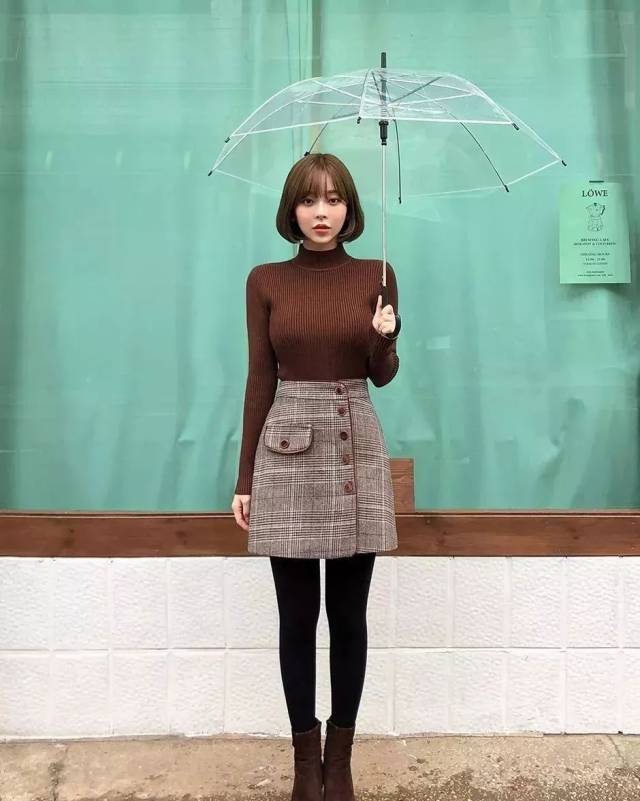 秋季高领打底衫的7种服装搭配方式,超好看