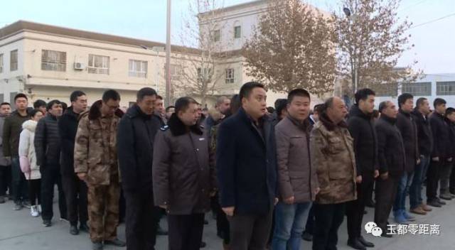 和田市吐沙拉乡举行撤乡设镇揭牌仪式