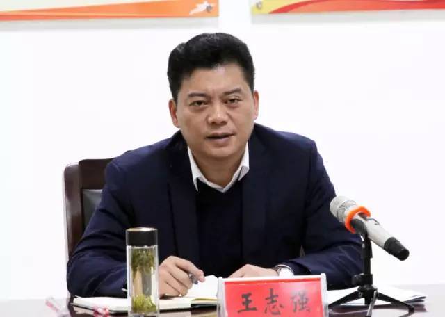 努力开创"五个磐安"建设新局面 县领导征求人大常委会