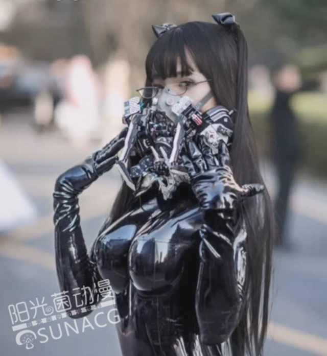 回顾那些年在漫展上受万众瞩目的"皮衣"系列cosplay