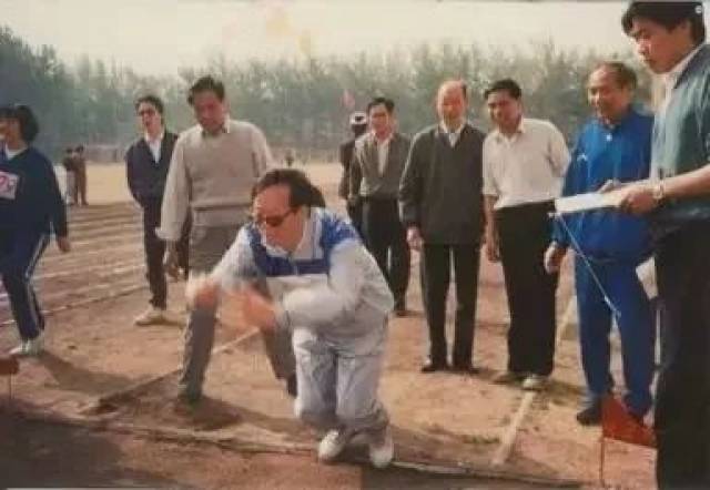 他的故事入选初中语文课本,还记得北大的王选吗?