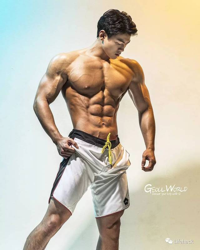 来看看韩国肌肉男的水平!