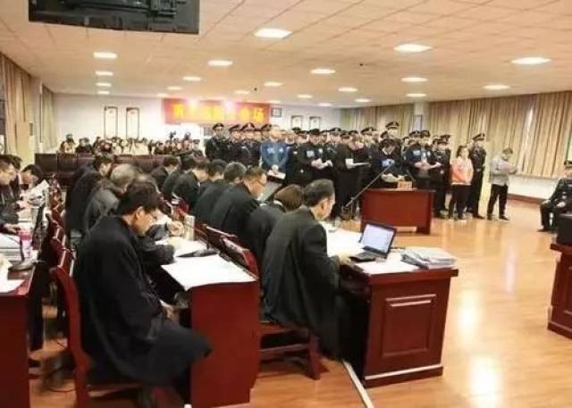 【扫黑除恶进行时 】郑州法院集中宣判一批涉黑涉恶犯罪案件,64名被告