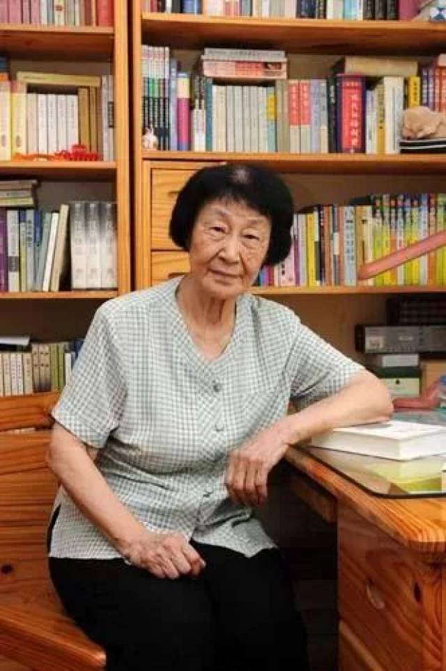 这些广大基础教育工作者关心的话题,她是这样回应的……
