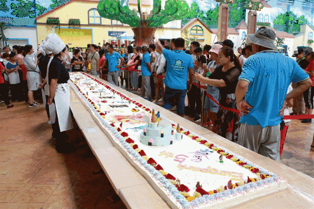 这个一周年生日趴注定要轰动全城