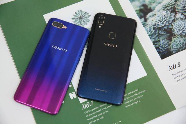 左:oppo k1;右:vivo z3