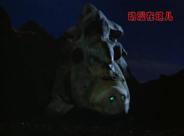 奥特曼:4头岩石怪兽,有1头会石化光线,还有1头喜欢欺负弱小