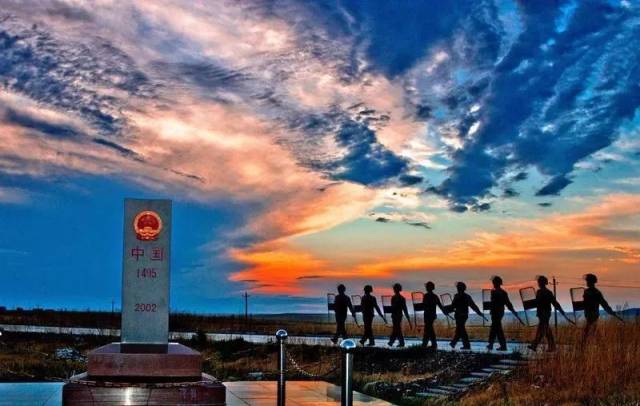 再见,武警边防,你好,人民警察
