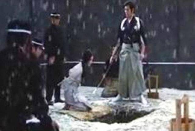 日本最后的斩首刑:刽子手连砍两刀没死