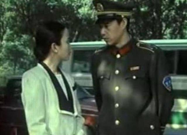 1983年,"八三式"警服诞生,为何成为老警察的"最爱"?