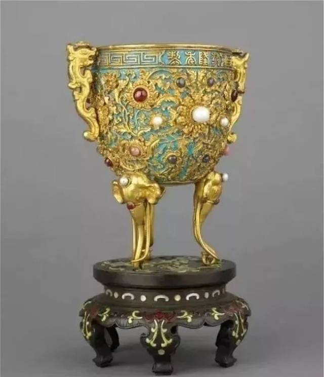 故宫国宝"金瓯永固杯":并非世间唯一?这间不知名博物馆竟有两