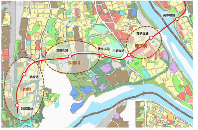 线路出简家槽站后与公路白居寺大桥同桥位过江进入大渡口区,行至中坝