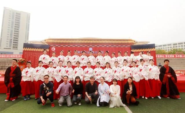 ѶʵѧѧӴϺ¾޻ഺů