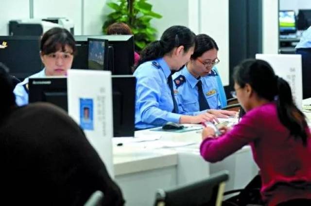 重庆市人力社保局发布支持民营经济发展16条 小微企申请创业担保贷款