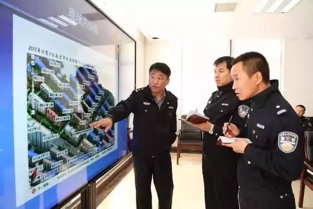 为“我最喜爱的人民警察”李洪海投票!