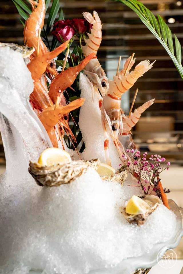 杭州殿堂级自助餐来了！进店先送价值600的头盘！新开的这家餐厅，老板应该没想过要赚钱。
