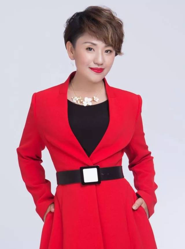 业界| "2018江苏广播优秀主持人"颁奖,俊男靓女,星光熠熠!