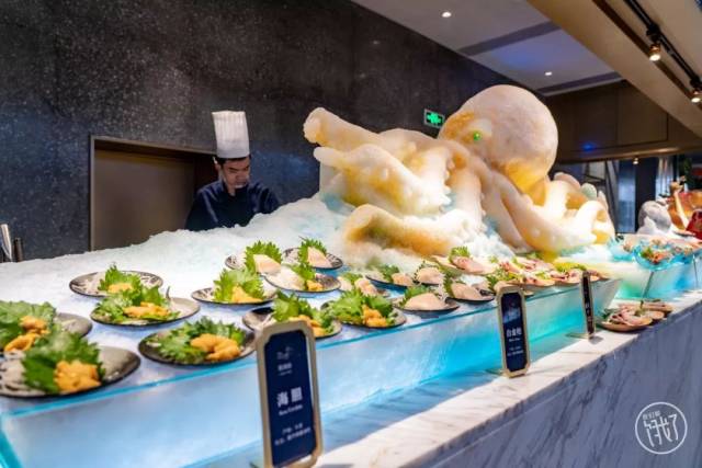 杭州殿堂级自助餐来了！进店先送价值600的头盘！新开的这家餐厅，老板应该没想过要赚钱。