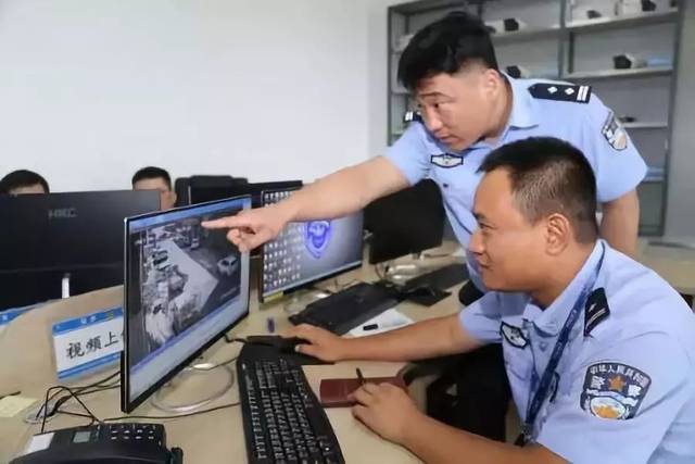 为“我最喜爱的人民警察”李洪海投票!