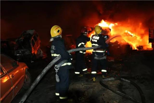 红河消防2018年那些让我们热泪盈眶的瞬间