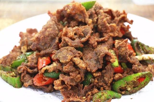 "紫金全味驴庄"的超大锅驴骨汤 3份配菜 孜然驴肉居然免费送!