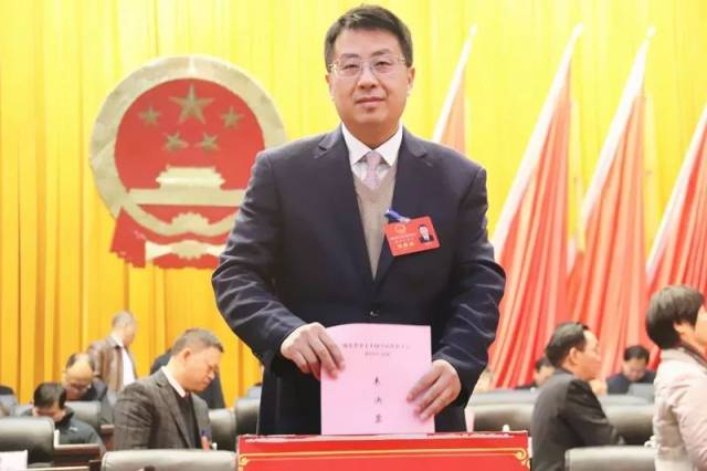 沈志定,周玉凡,申桂荣,欧阳学,刘长峰,曾剑萍,尹安中,刘永格,邓波涛