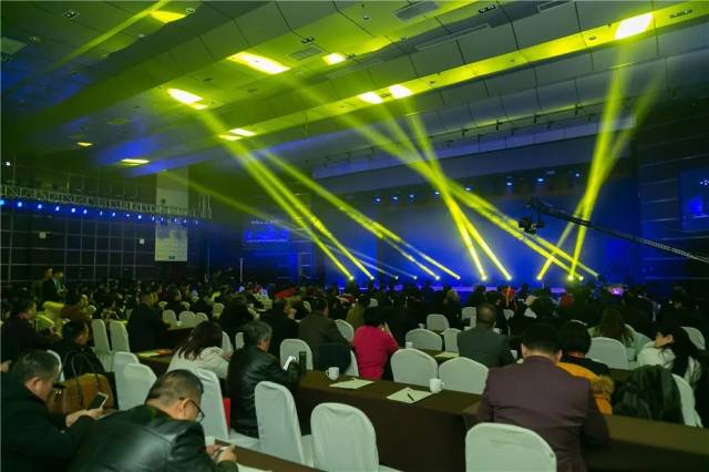 信仰永远不变、希望一直存在、力量永恒传承！