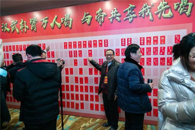 信仰永远不变、希望一直存在、力量永恒传承！