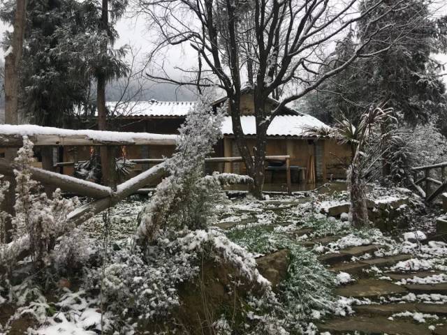 元旦假期首日,梁平这些赏雪地迎来大量游客打卡!