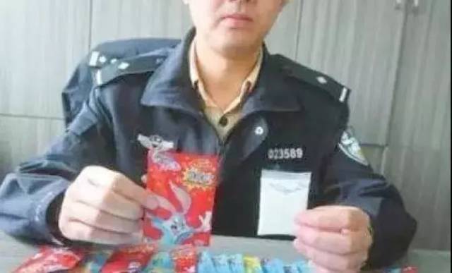 "放学后有陌生人塞给我家孩子一颗"糖""…新型毒品正在荼毒00后,世间