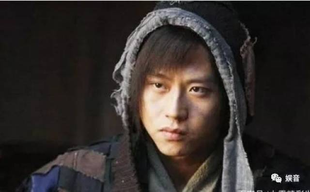 黄渤的乞丐装,邓超的乞丐装,黎明的乞丐装,都输给了他