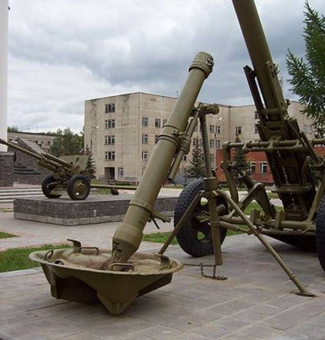 722公斤重的迫击炮,7人伺候一门,侵华日军迫击