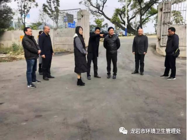 龙岩市城市管理局钟有亮局长慰问一线环卫工人