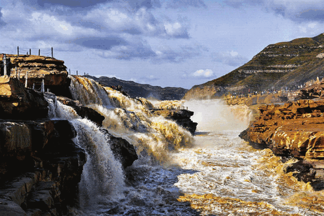 壁纸 风景 旅游 瀑布 山水 桌面 640_426 gif 动态图 动图