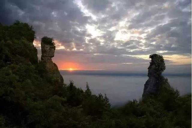 石柱万寿山景区和千野草场入选首届重庆文旅新地标40强!