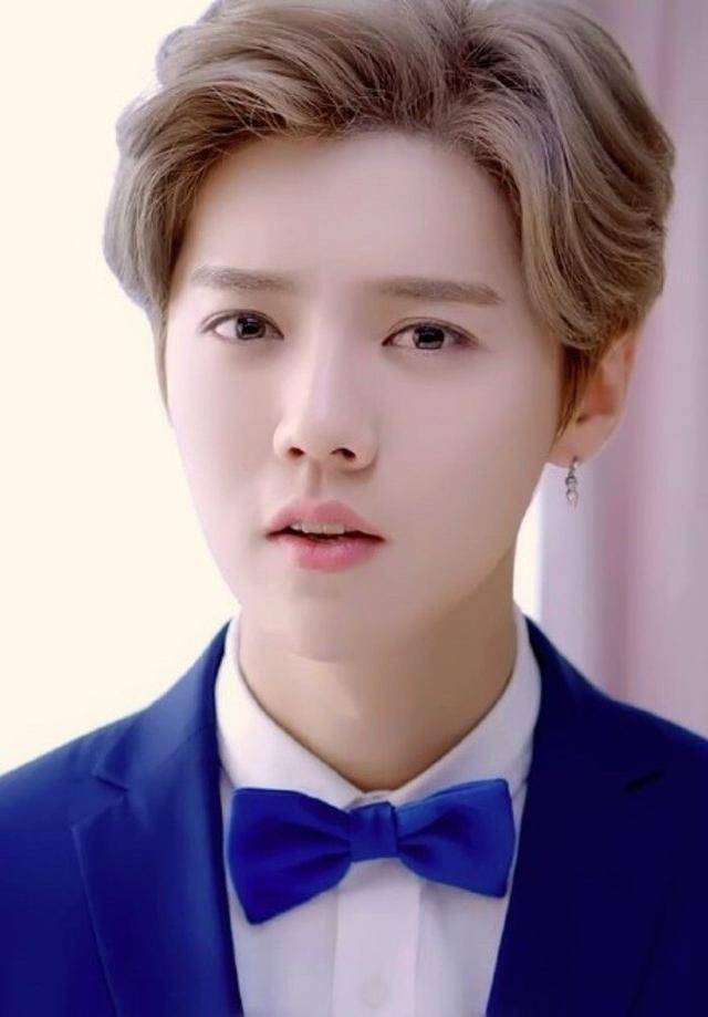 鹿晗关晓彤将于近日领取结婚证,鹿晗正面回应,网友:是