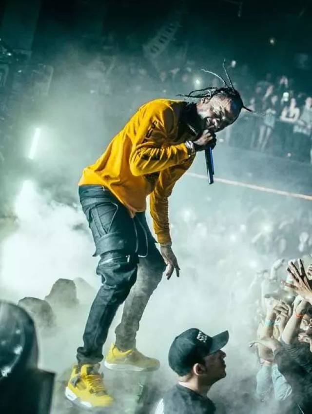 travis scott演唱会,travisscott演唱会 travis scott 又盯上了 air jordan 33 .