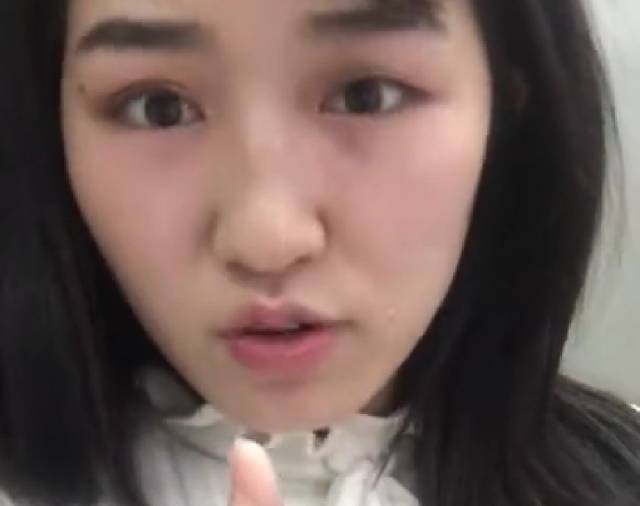 针对网络上的各种声音,女演员沈樵又自己录制了一段视频进行澄清