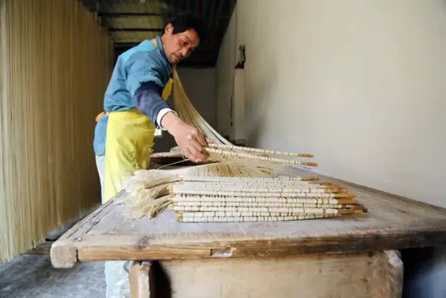 一碗面,一座城,记纯手工常山贡面